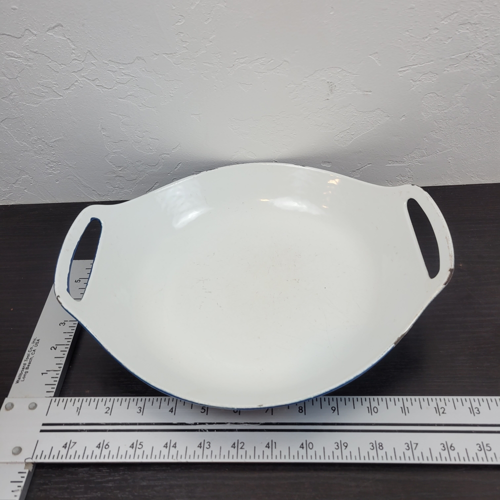 Copco Michael Lax Blue & White Enamel Cast Iron Open Baking Pan Round Handels